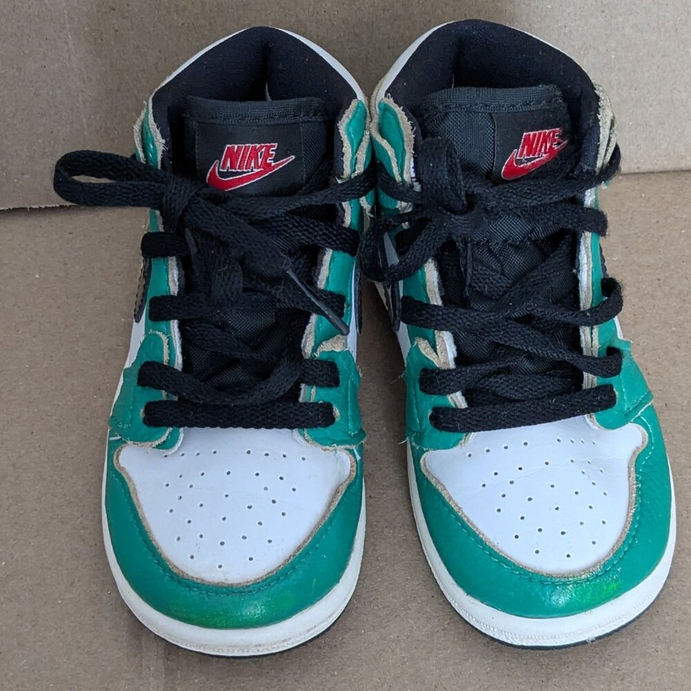 Jordan Nike Kids Air Jordan 1 Retro High OG "Lucky Green" sneakers Size 7 - Picture 5 of 14